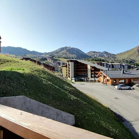 Chalet Pour 11 Personnes Au Pied Des Pistes A La Plagne, Avec Garage Et Balcons - Fr-1-455-202